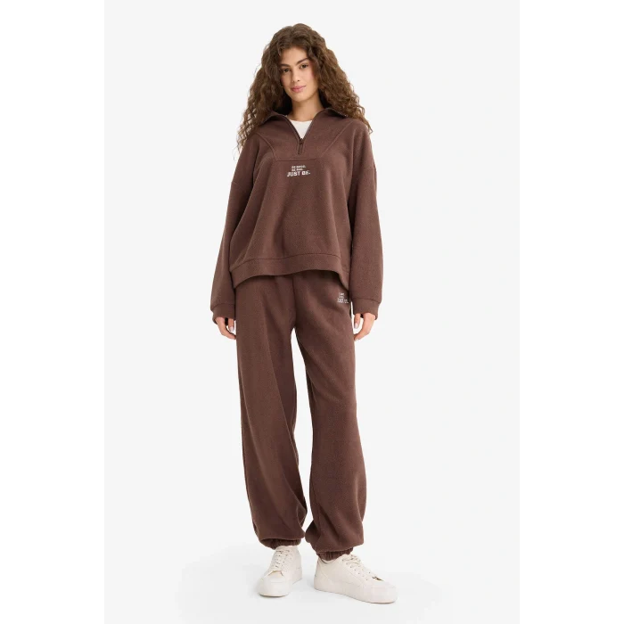 Defacto Y2649AZBN258 Kahve Oversize Geniş Kalıp Dik Yaka Fermuarlı Baskılı Polar Sweatshirt