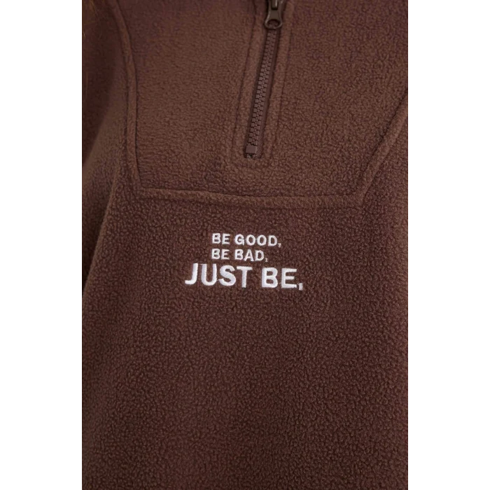 Defacto Y2649AZBN258 Kahve Oversize Geniş Kalıp Dik Yaka Fermuarlı Baskılı Polar Sweatshirt