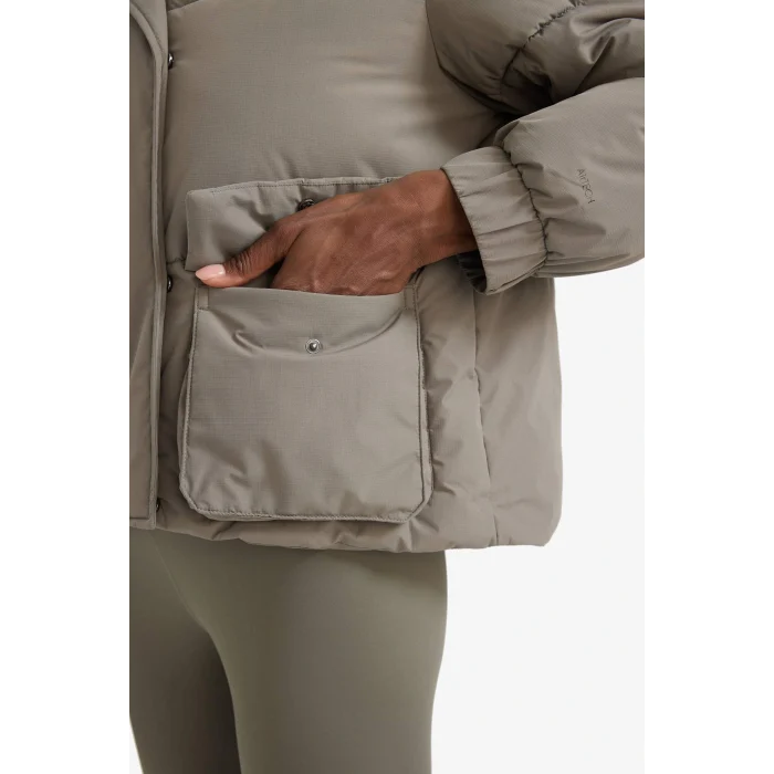 Defacto E9266AXKH464 Haki DeFactoFit Su İtici Oversize Fit Geniş Kalıp Dik Yaka Fermuarlı Çıtçıtlı Cepli Şişme Mont