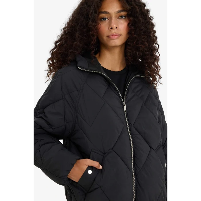 Defacto F2803AXBK27 Siyah Su Geçirmez Regular Fit Kapüşonlu Mont