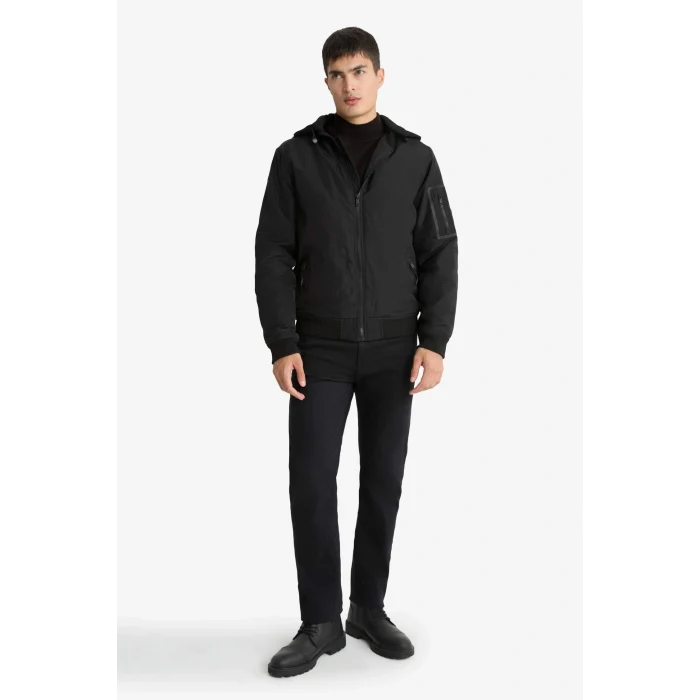 Defacto C5908AXBK27 Siyah Su İtici Regular Fit Gömlek Yaka Astarlı Fermuarlı İç Cepli Suni Deri Mont