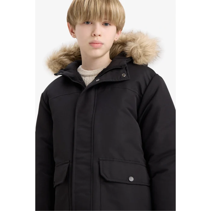 Defacto C8783A8BK27 Siyah Erkek Çocuk Parka Mont Çıkarılabilir Suni Kürk Yaka Kapüşonlu Pelüş Astar