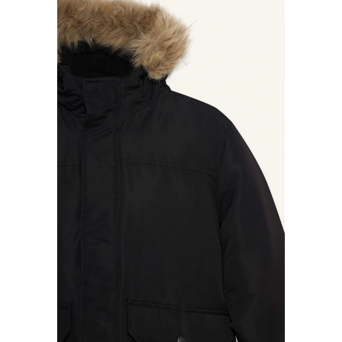 Defacto C8783A8BK27 Siyah Erkek Çocuk Parka Mont Çıkarılabilir Suni Kürk Yaka Kapüşonlu Pelüş Astar