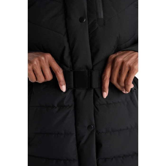 Defacto C8505AXBK81 Siyah DeFactoFit Su İtici Regular Fit Kapüşonlu Parka Mont
