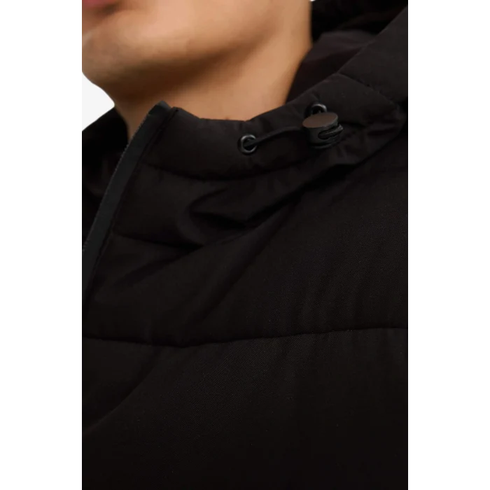 Defacto R0216AZBK27 Siyah Su İtici Slim Fit Dar Kesim Astarlı Kapüşonlu Fermuarlı Cepli Dolgulu Mont