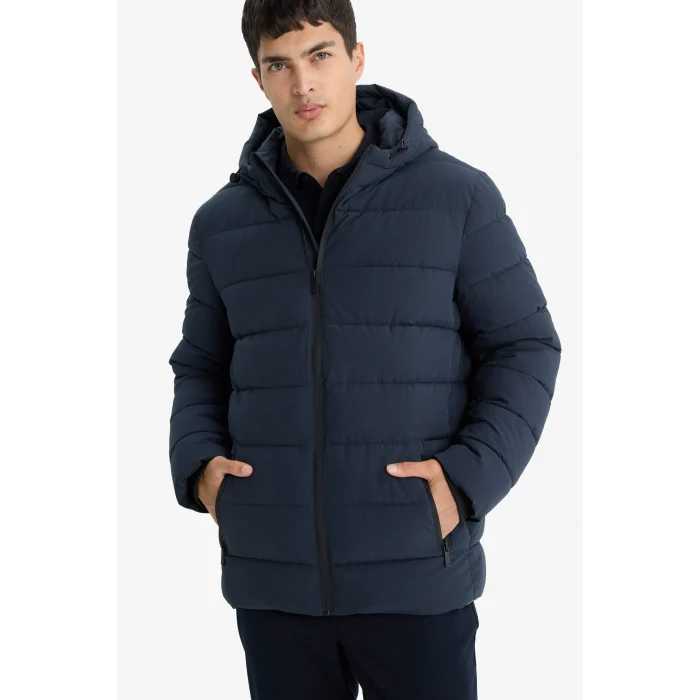 Defacto R0216AZNV64 Lacivert Su İtici Slim Fit Dar Kesim Astarlı Kapüşonlu Fermuarlı Cepli Dolgulu Mont