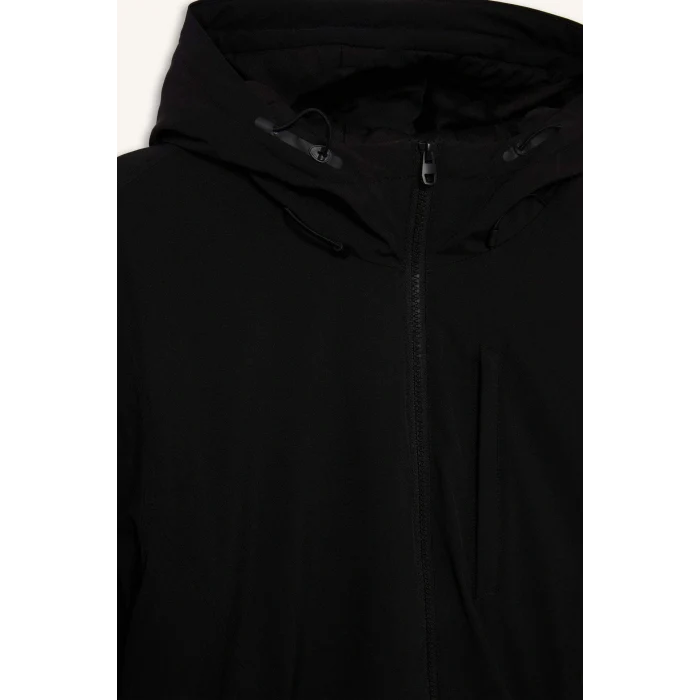Defacto A2620AXBK27 Siyah Su İtici Regular Fit Kapüşonlu Fermuarlı Cepli Mont