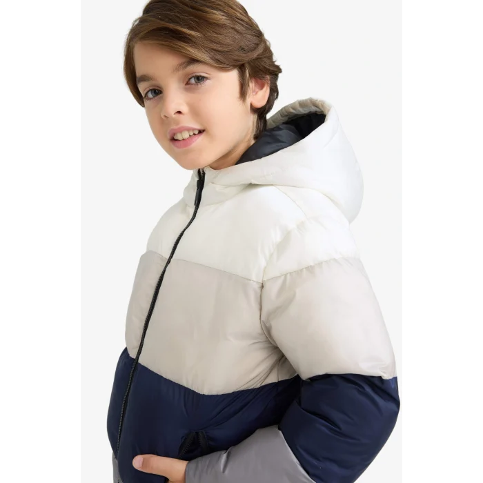 Defacto E7381A8NV256 Lacivert Erkek Çocuk Su İtici Kapüşonlu Polar Astarlı Fermuarlı Şişme Mont