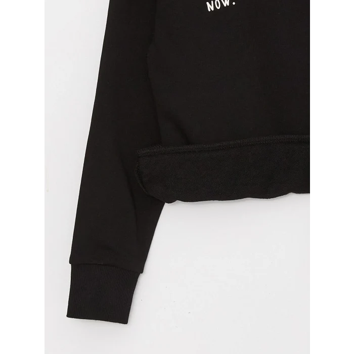 LCW Kids Siyah Rahat Kalıp Bisiklet Yaka Baskılı Erkek Çocuk Sweatshirt