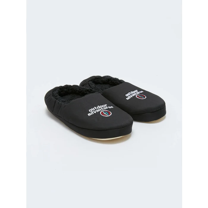 LCW STEPS Siyah Nakışlı Erkek Çocuk Ev Ayakkabısı