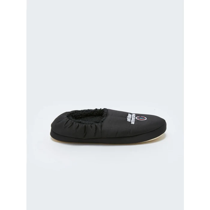 LCW STEPS Siyah Nakışlı Erkek Çocuk Ev Ayakkabısı