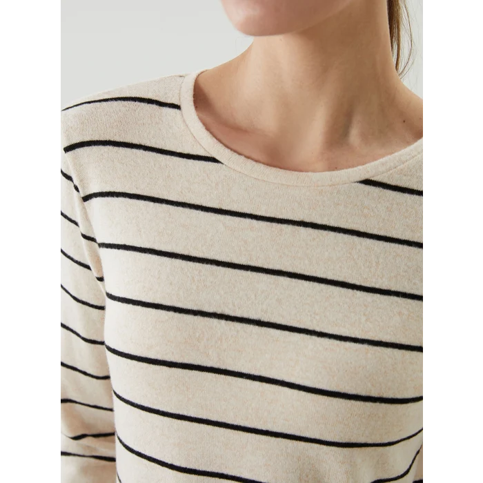 LCWAIKIKI Basic Ekru Bisiklet Yaka Çizgili Kadın Tişört