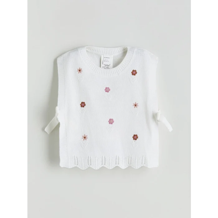 LCW Kids Ekru Bisiklet Yaka Çiçekli Kız Çocuk Triko Süveter