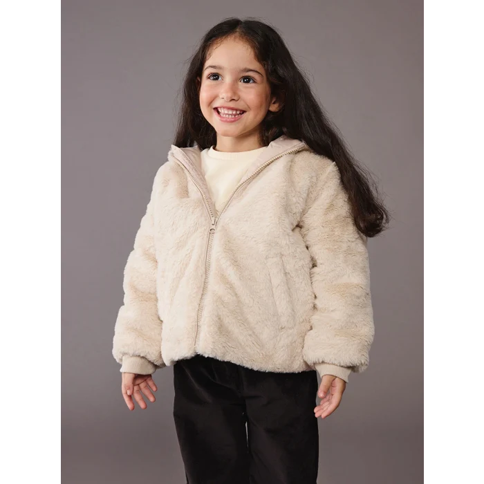LCW Kids Ekru Kapüşonlu Kız Çocuk Pelüş Mont