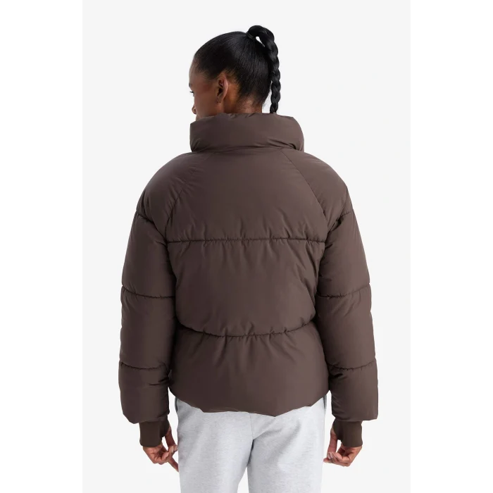 Defacto A1550AXBN192 Kahve Defactofit Su İtici Regular Fit Dik Yaka Reglan Kol Kışlık Şişme Mont