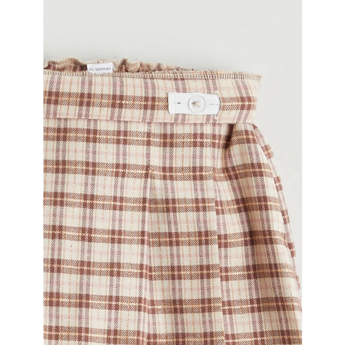 LCW Kids Kahverengi Beli Lastikli Ekose Kız Çocuk Şort Etek ve Külotlu Çorap