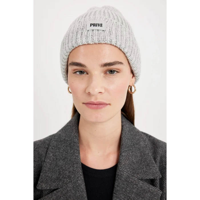 Defacto R7539AZGR211 Gri Kadın Dokuma Etiketli Kışlık Bere