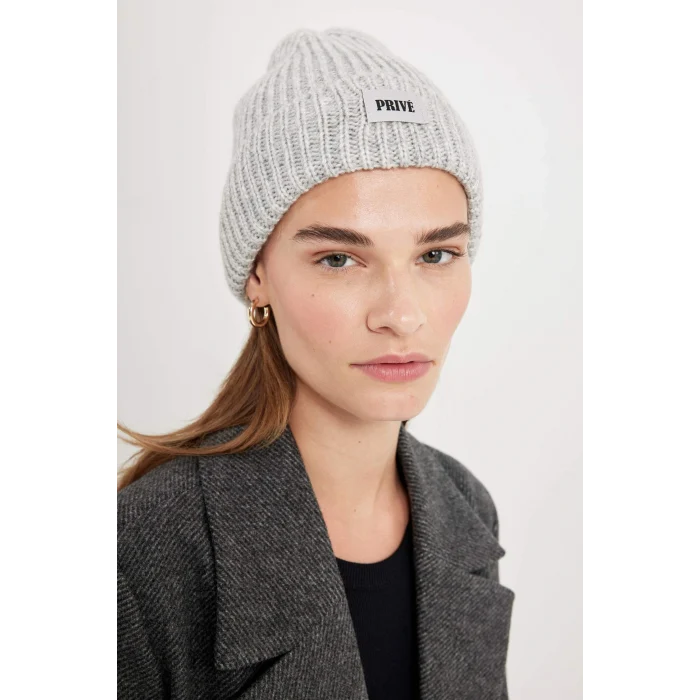 Defacto R7539AZGR211 Gri Kadın Dokuma Etiketli Kışlık Bere