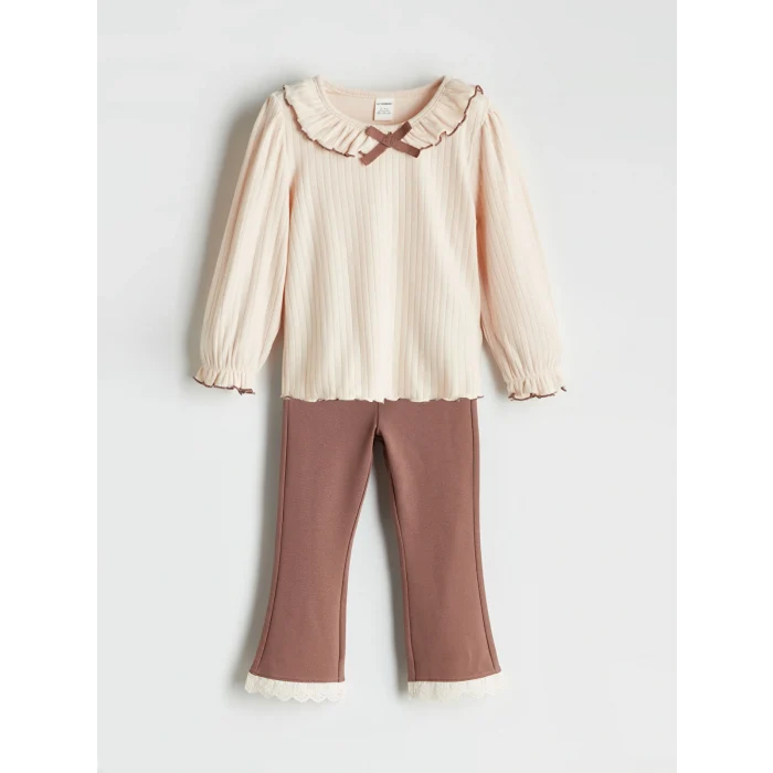 LCW Kids Bej Bebe Yaka Fırfırlı Kız Bebek Bluz ve Tayt Pantolon