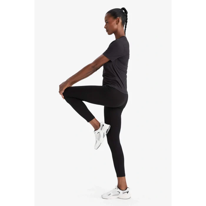 Defacto Z6327AZBK81 Siyah DeFactoFit Yüksek Bel Beli Saran Pamuklu Basic Düz Sporcu Tayt