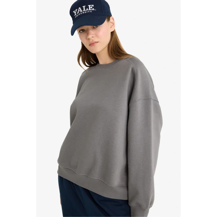 Defacto A4177AXGR449 Gri Coool Oversize Geniş Kalıp Bisiklet Yaka Basic Düz Sweatshirt