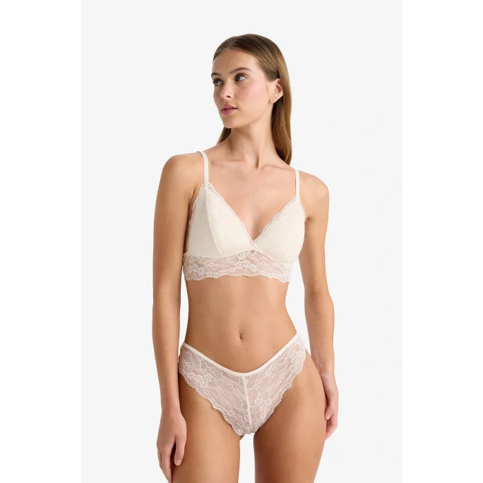 Defacto D7843AXWT46 Beyaz Pedli Dantelli Bralet Fall in Love