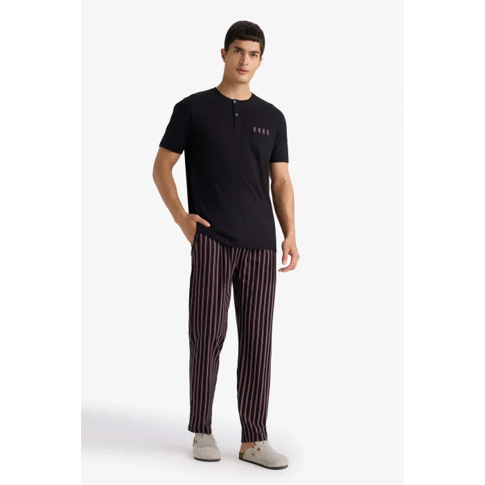 Defacto F4884AXBK81 Siyah Pijama Takımı Regular Fit Kısa Kollu Üst Çizgili Uzun Alt