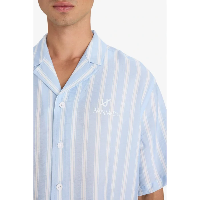 Defacto F5747AXBE299 Mavi Relax Fit Apaş Yaka Baskılı Dokuma Çizgili Kısa Kollu Gömlek