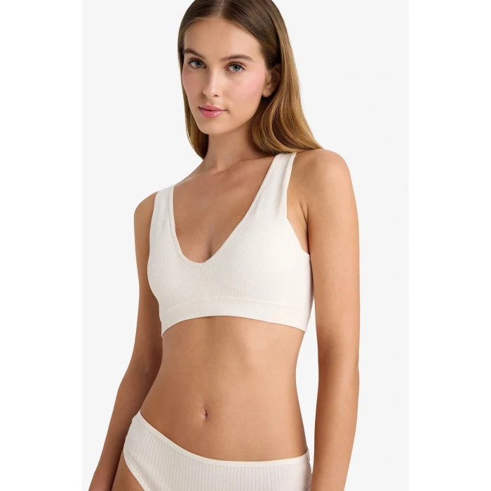 Defacto C1642AXWT46 Beyaz Çıkarılabilir Pedli Seamless Bra-Fall in Love