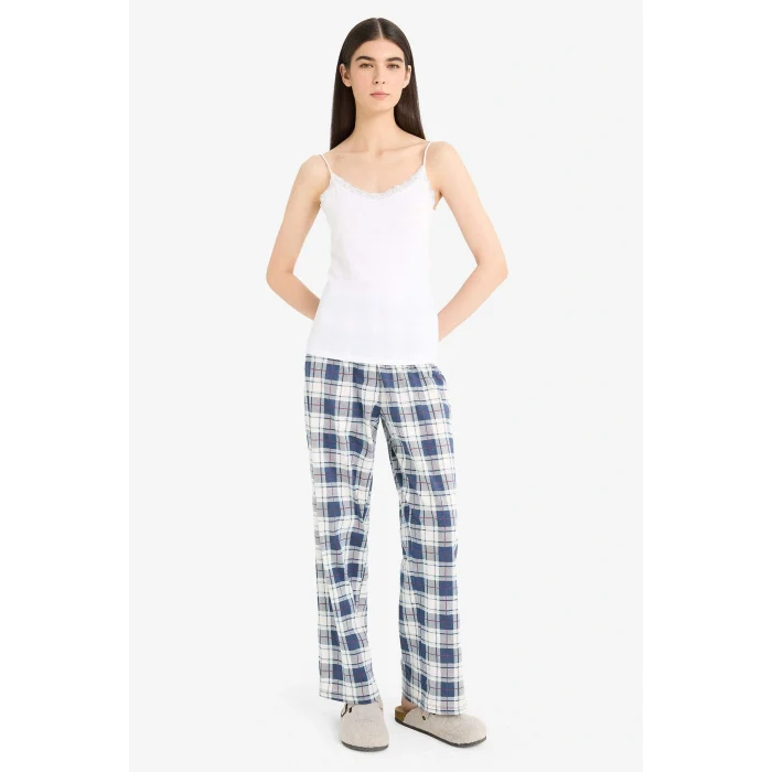 Defacto Y5360AZWT34 Beyaz Dantel Detaylı İnce Askılı Pamuklu İç Atlet-Fall in Love