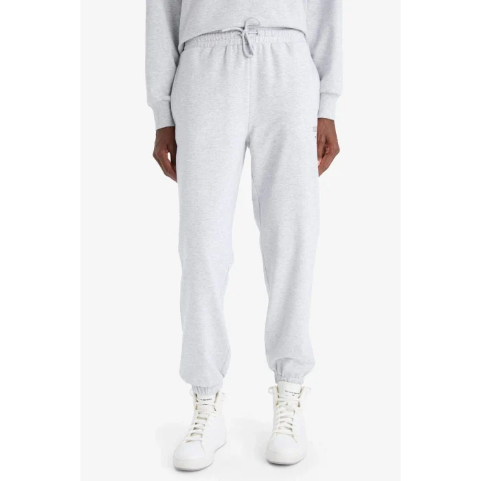 Defacto E8864AXGR421 Gri DeFactoFit NBA Brooklyn Nets Standart Fit Cepli Sporcu Jogger Eşofman Altı