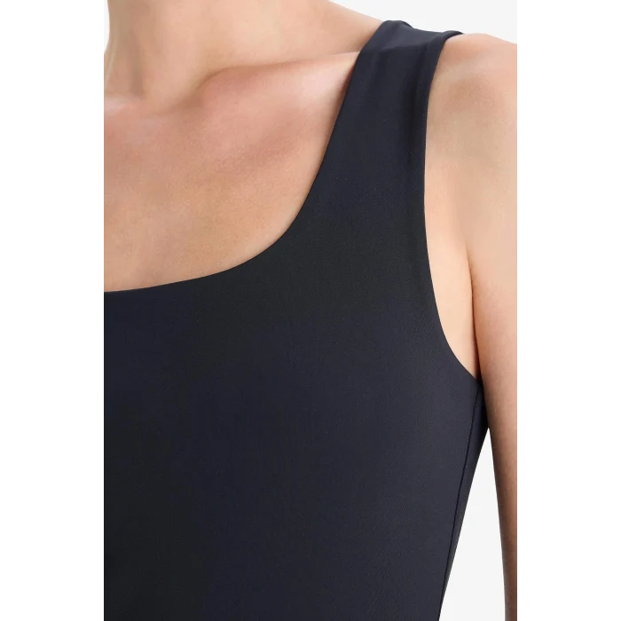 Defacto C2622AXBK81 Siyah Slim Fit Dar Kesim Basic Düz Kare Yaka Atlet