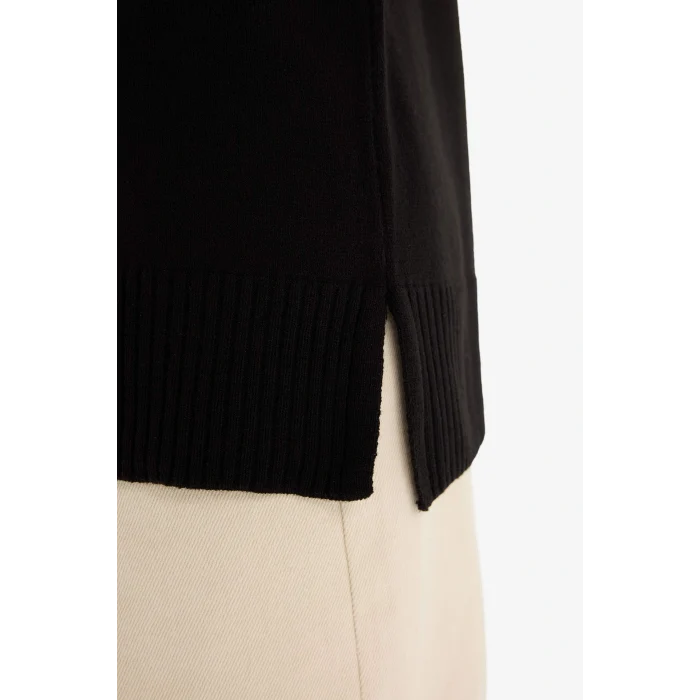 Defacto C4474AXBK27 Siyah Regular Fit Bisiklet Yaka Basic Düz Triko Kazak Tunik