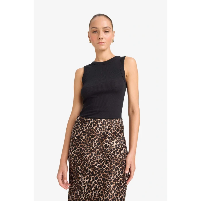 Defacto F8721AXBK27 Siyah Slim Fit Dar Kesim Basic Düz Bisiklet Yaka Fitilli Kaşkorse Atlet