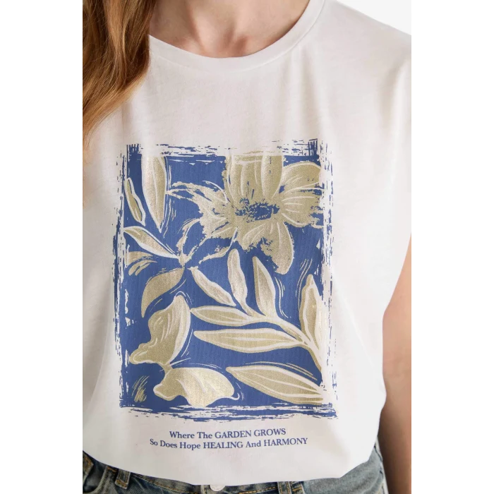 Defacto G1882AXER105 Ekru Bisiklet Yaka Çiçekli Kısa Kollu Tişört