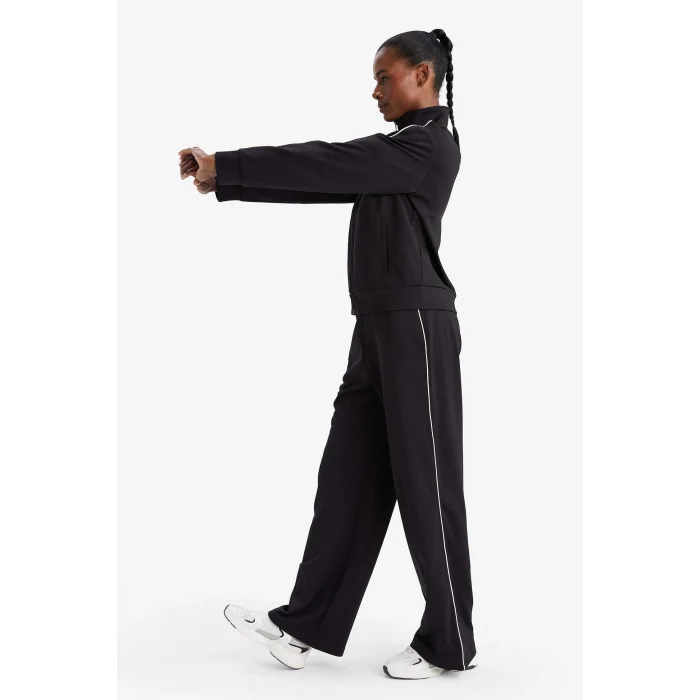 Defacto F3846AXBK81 Siyah DeFactoFit Wide Leg Geniş Paça Cepli Biyeli Standart Boy İçi Yumuşak Tüylü Sporcu Pantolon