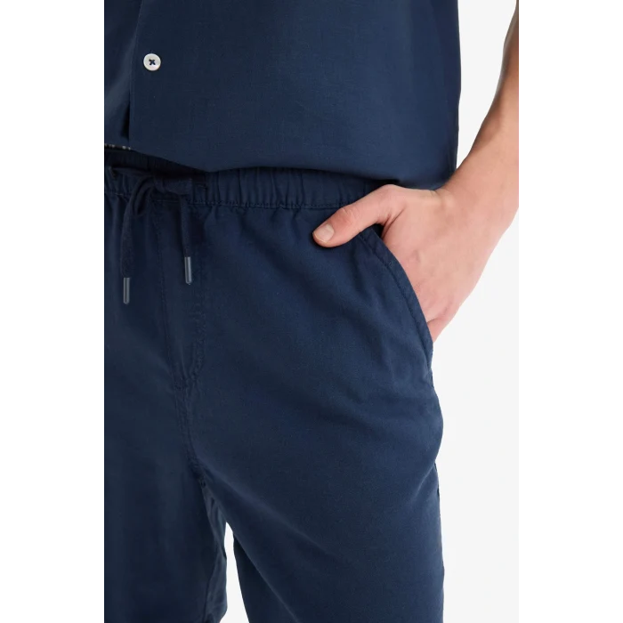 Defacto D9913AXNV256 Lacivert Relax Fit Beli Bağcıklı Keten Karışımlı Bermuda Şort
