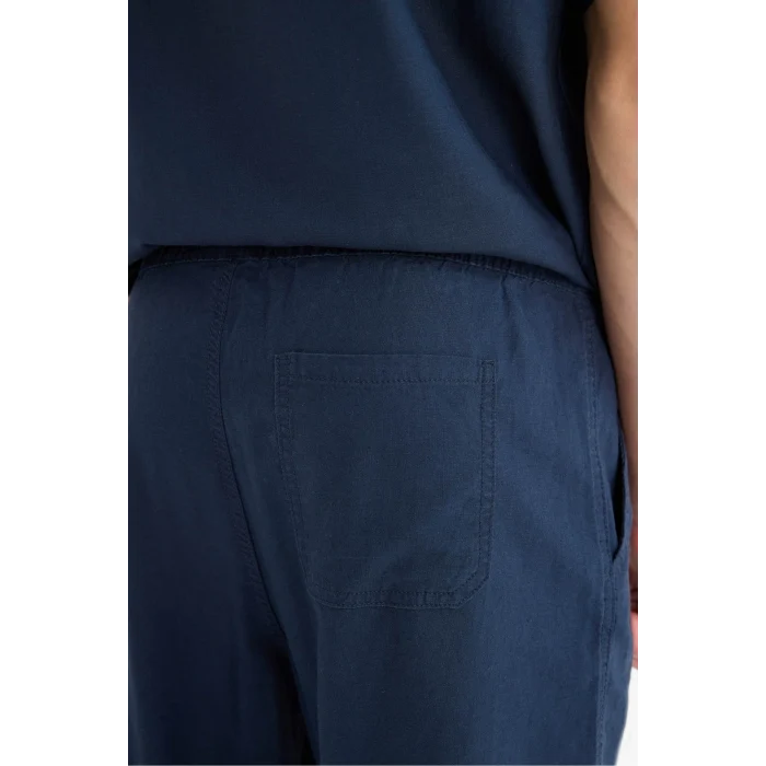 Defacto D9913AXNV256 Lacivert Relax Fit Beli Bağcıklı Keten Karışımlı Bermuda Şort