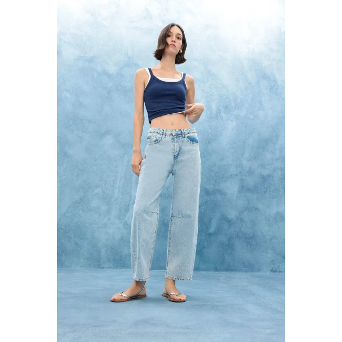 Defacto F6102AXNM39 Mavi Barrel Fit Normal Bel Bilek Boy Jean Yıkamalı Pantolon