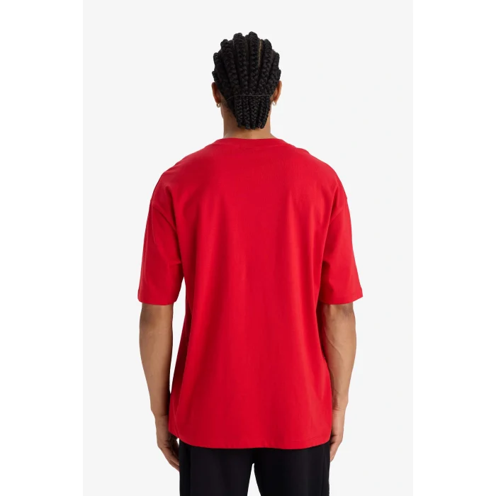 Defacto E5911AXRD296 Kırmızı %100 Pamuk DeFactoFit NBA Chicago Bulls Oversize Geniş Kalıp Bisiklet Yaka Kısa Kollu Tişört