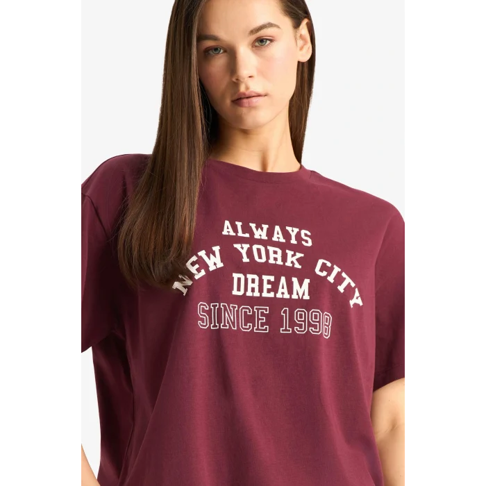 Defacto E9741AXBR98 Bordo Oversize Geniş Kalıp Bisiklet Yaka Baskılı Kısa Kollu Tişört