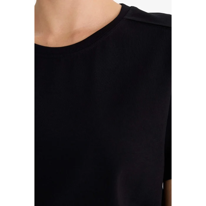 Defacto A9428AXBK81 Siyah Regular Fit Bisiklet Yaka Basic Düz Premium Kısa Kollu Tişört