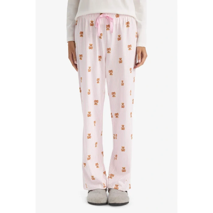 Defacto G3346AXPN648 Pembe Pijama Takımı Regular Fit Ayı Baskılı Uzun Kollu Üst Desenli Uzun Alt-Fall in Love