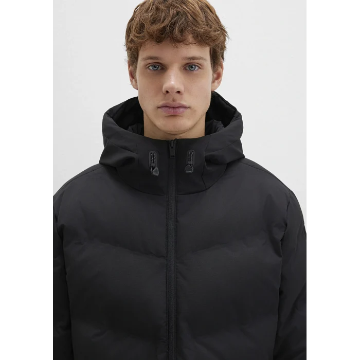 Mavi 0110651-71379 Su İtici Kapüşonlu Siyah Şişme Mont