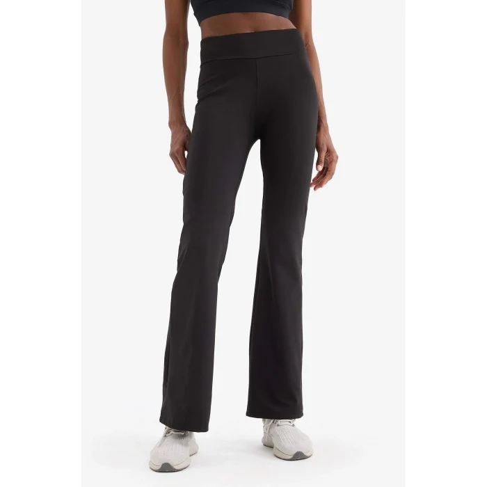 Defacto E7757AXBK81 Siyah Flare Fit Toparlayıcı Yüksek Bel Sporcu Pantolon