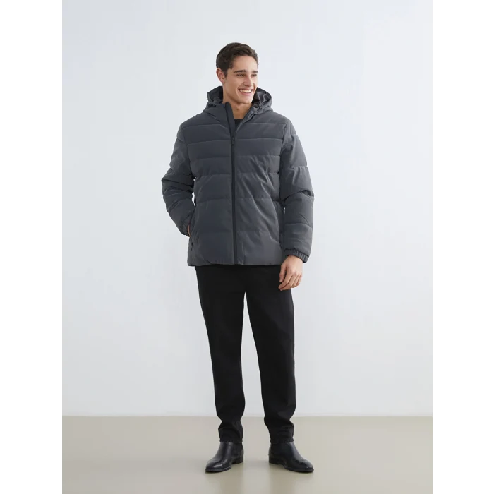 LCWAIKIKI Classic Gri Standart Kalıp Kapüşonlu Erkek Şişme Mont