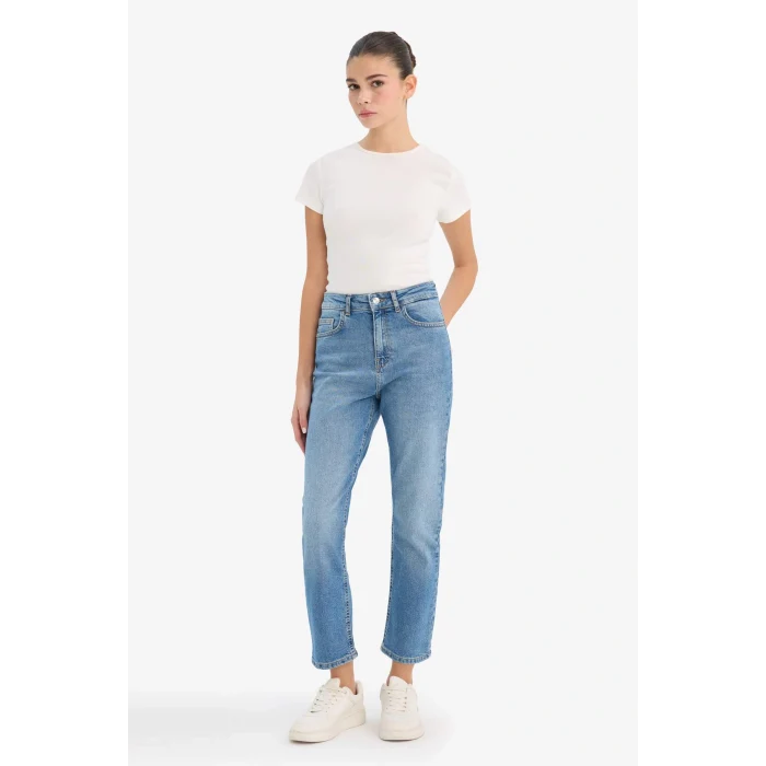 Defacto F3094AXNM28 Mavi Mary Vintage Straight Fit Yüksek Bel Bilek Boy Jean Yıkamalı Pantolon