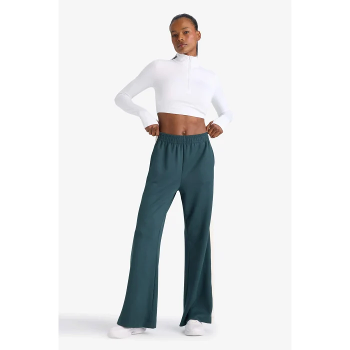 Defacto E8956AXGN1051 Yeşil Wide Leg Geniş Paça Standart Boy Soft Touch Modal Sporcu Pantolon