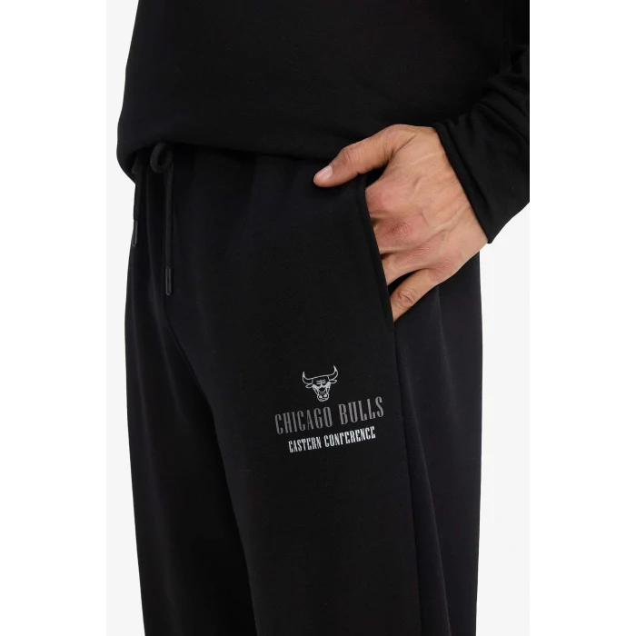 Defacto F1460AXBK81 Siyah NBA Chicago Bulls Standart Fit Modal Jogger