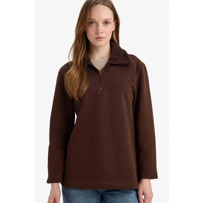 Defacto G3853AXBN341 Kahve Regular Fit Fermuarlı Yaka İçi Yumuşak Tüylü Kalın Sweatshirt Tunik
